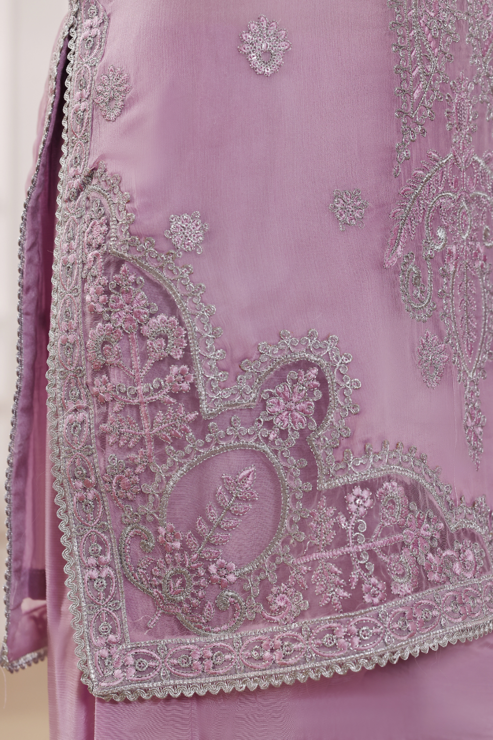 Glorious 3Pc Embroidered Dress