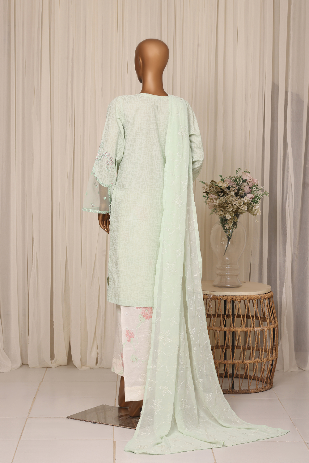 Brush Gulaab 3Pc Embroidered Dress