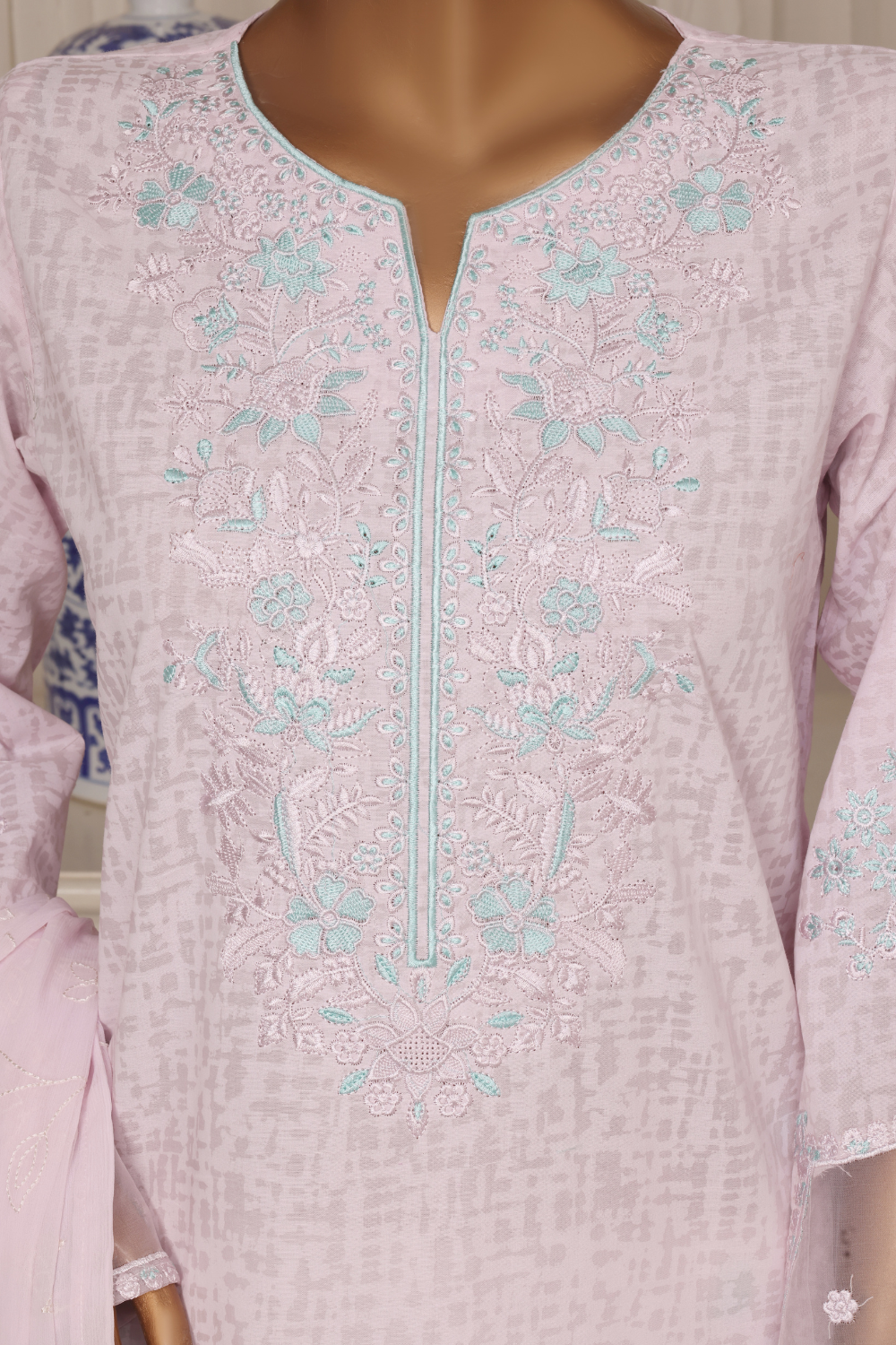 Brush Gulaab 3Pc Embroidered Dress