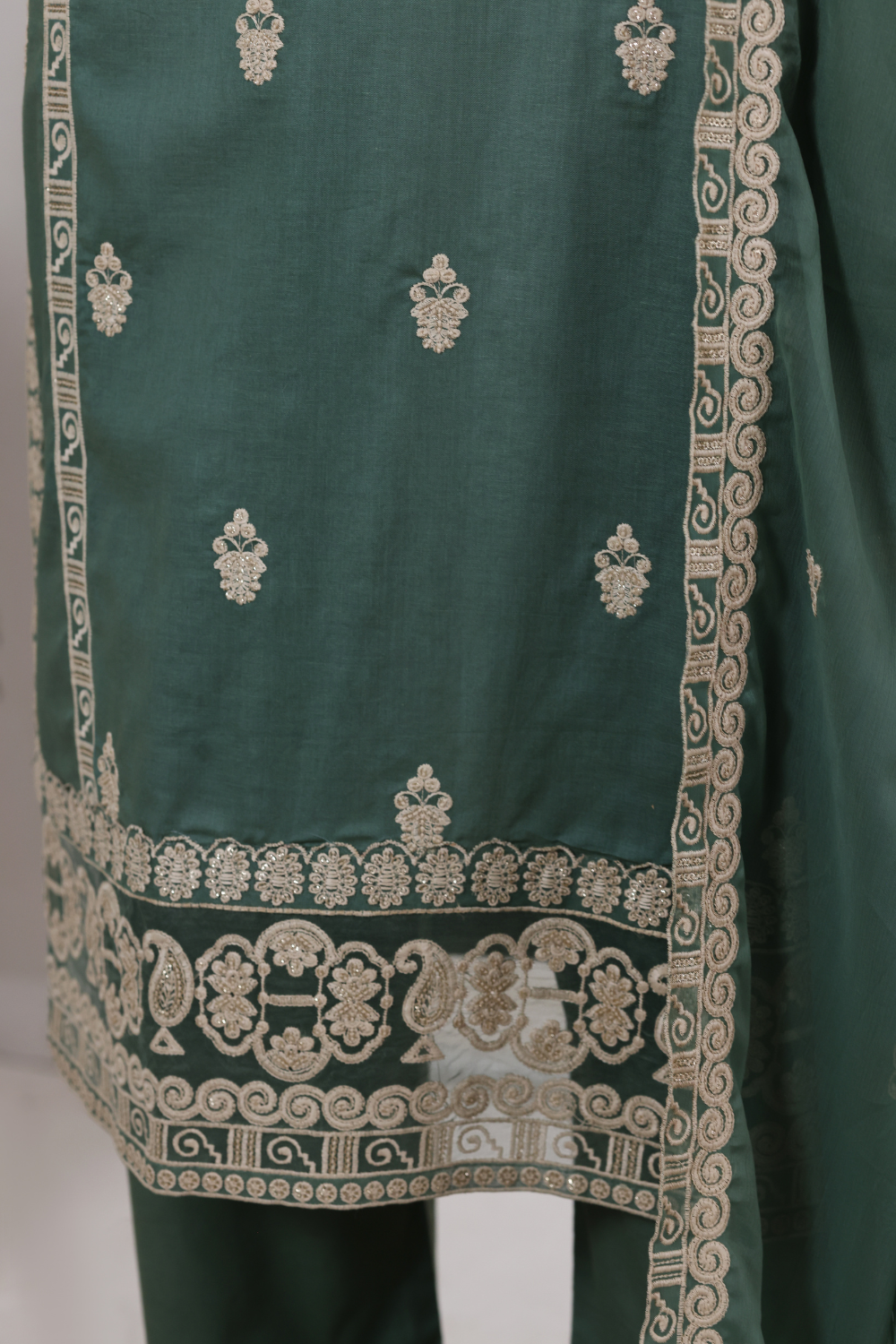 Wheel Cotton 3Pc Embroidered Dress