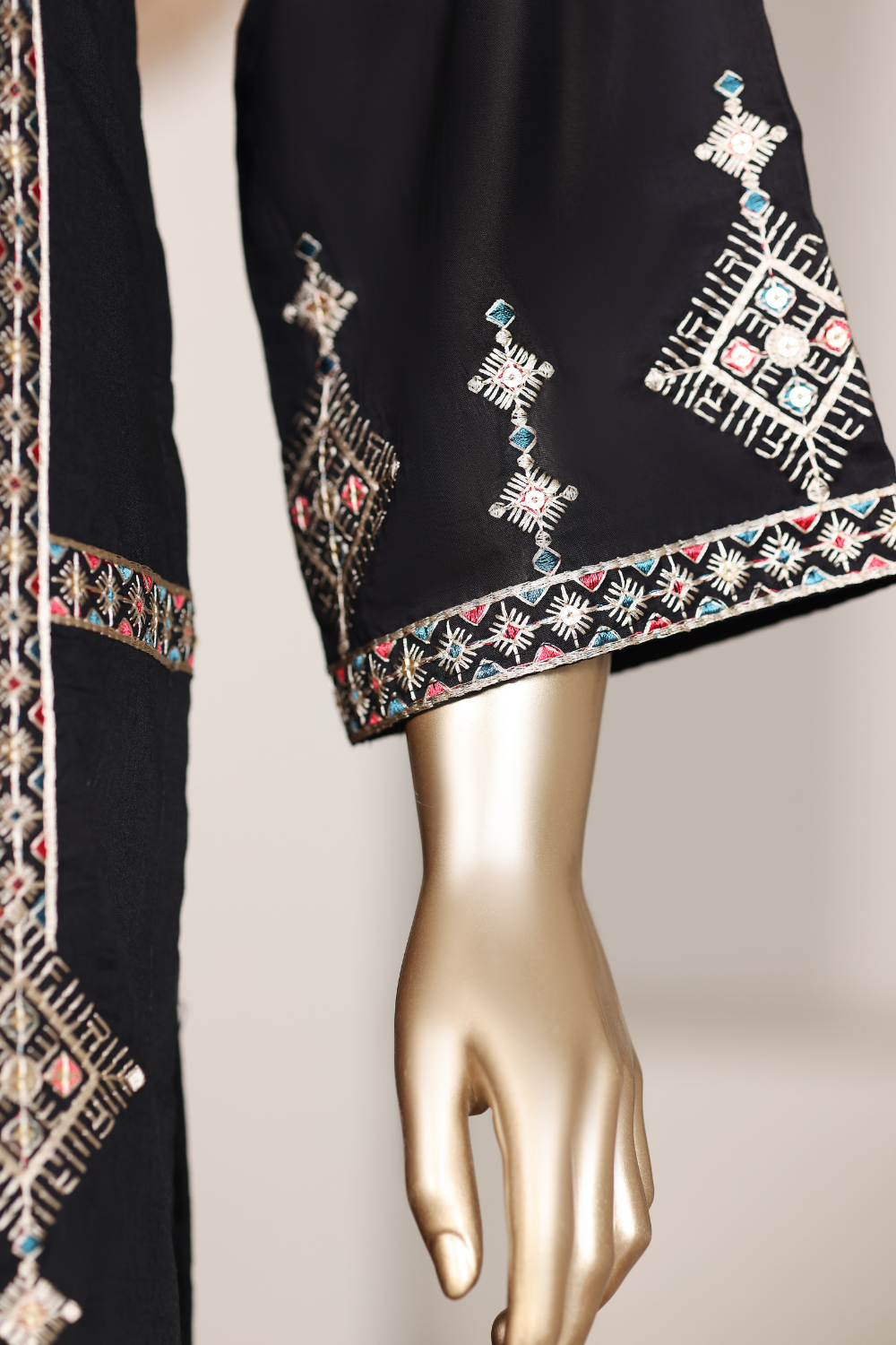 Balochi 3Pc Embroidered Dress