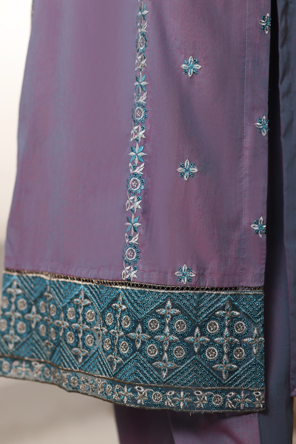Peacock 3Pc Embroidered Dress